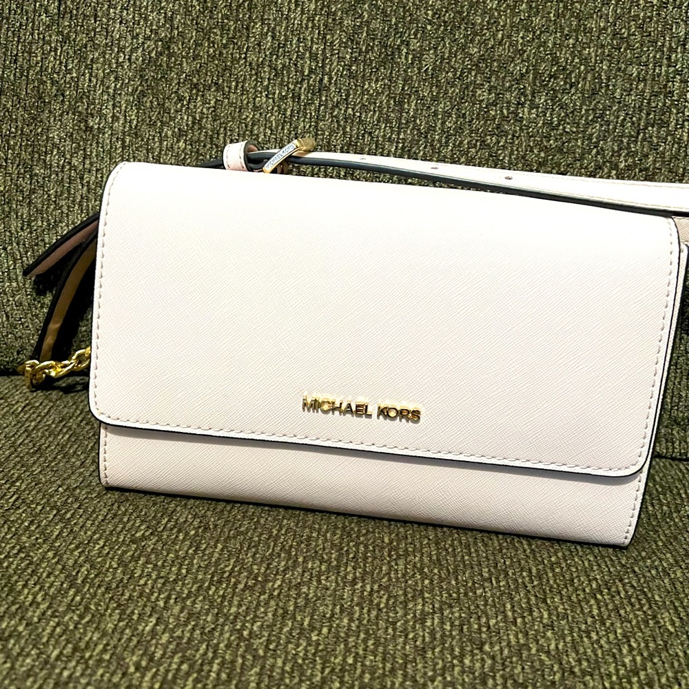 Michael Kors purse. Light pink
